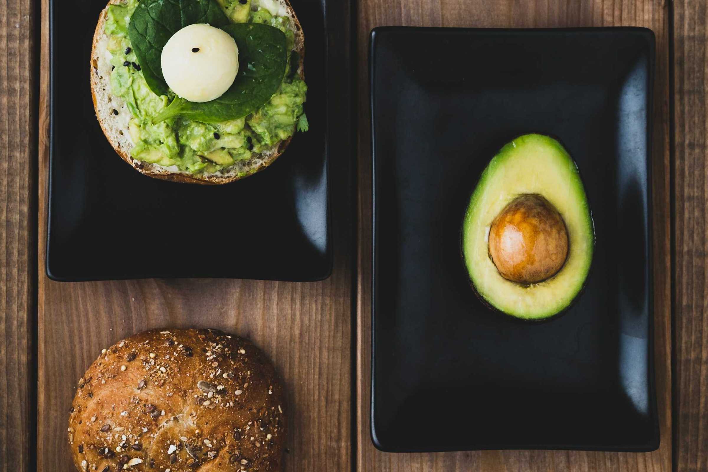 Aguacate o Palta: Cultivo y Variedades